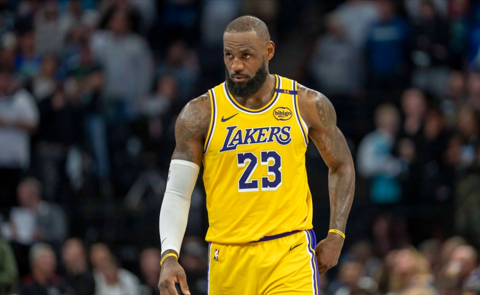 趁着湖人眼, 了把冷汗, 詹姆斯的病