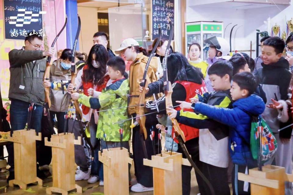 飞盘九宫格, 齐盛湖公园, 比拼脑力